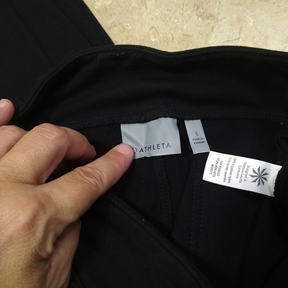 Athleta Metro black full length pocket leggings - Picture 8 of 8